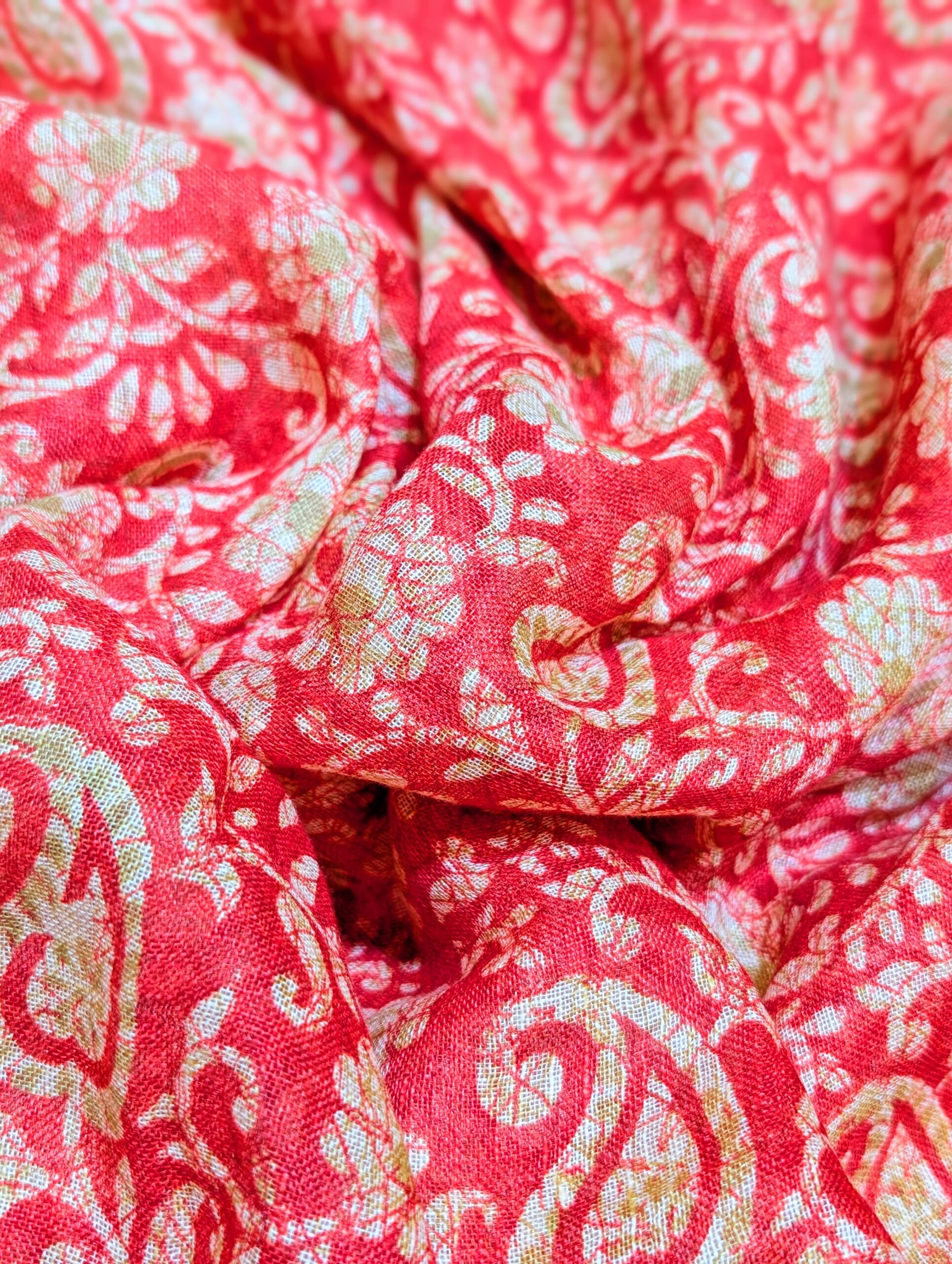 PinkRed Linen - Image 2