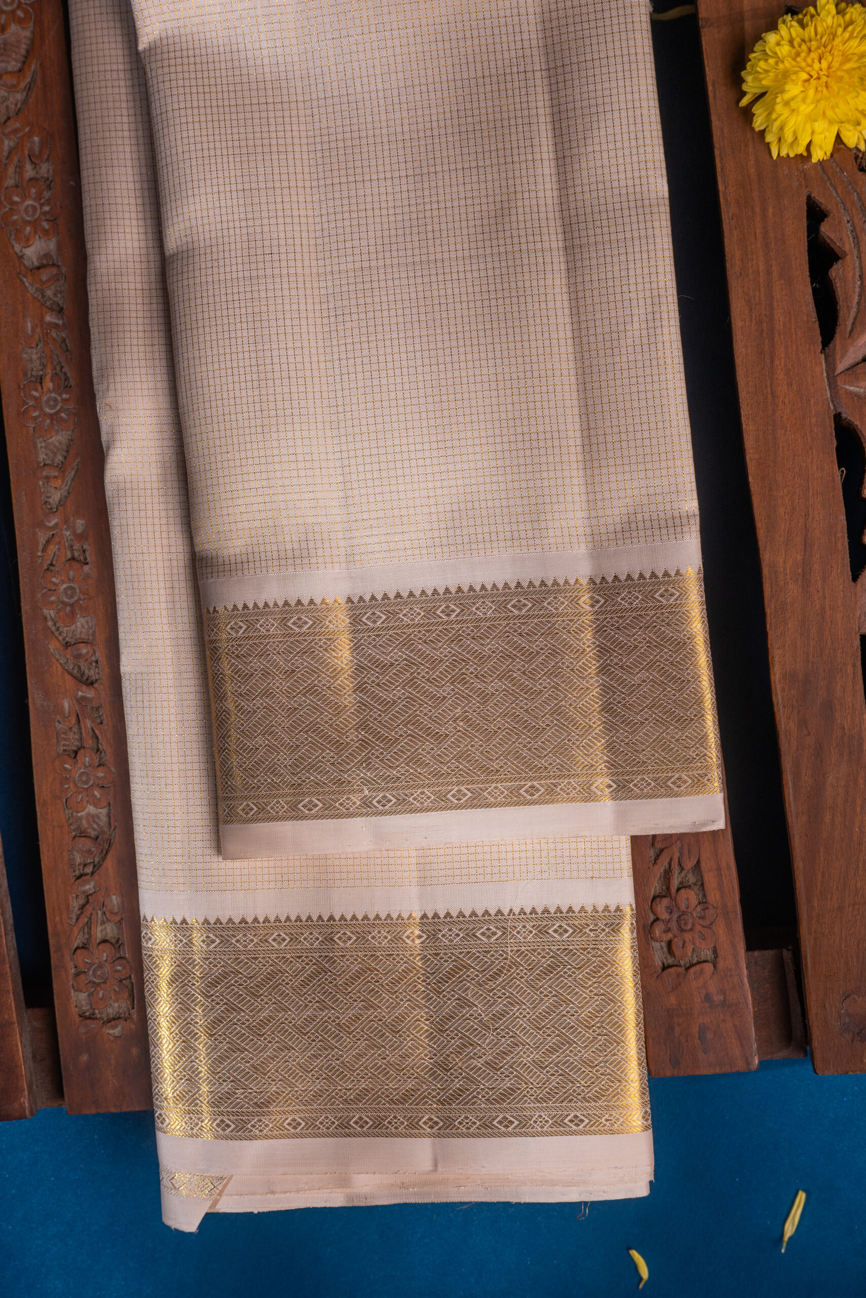 Swarna Kattam - Image 3