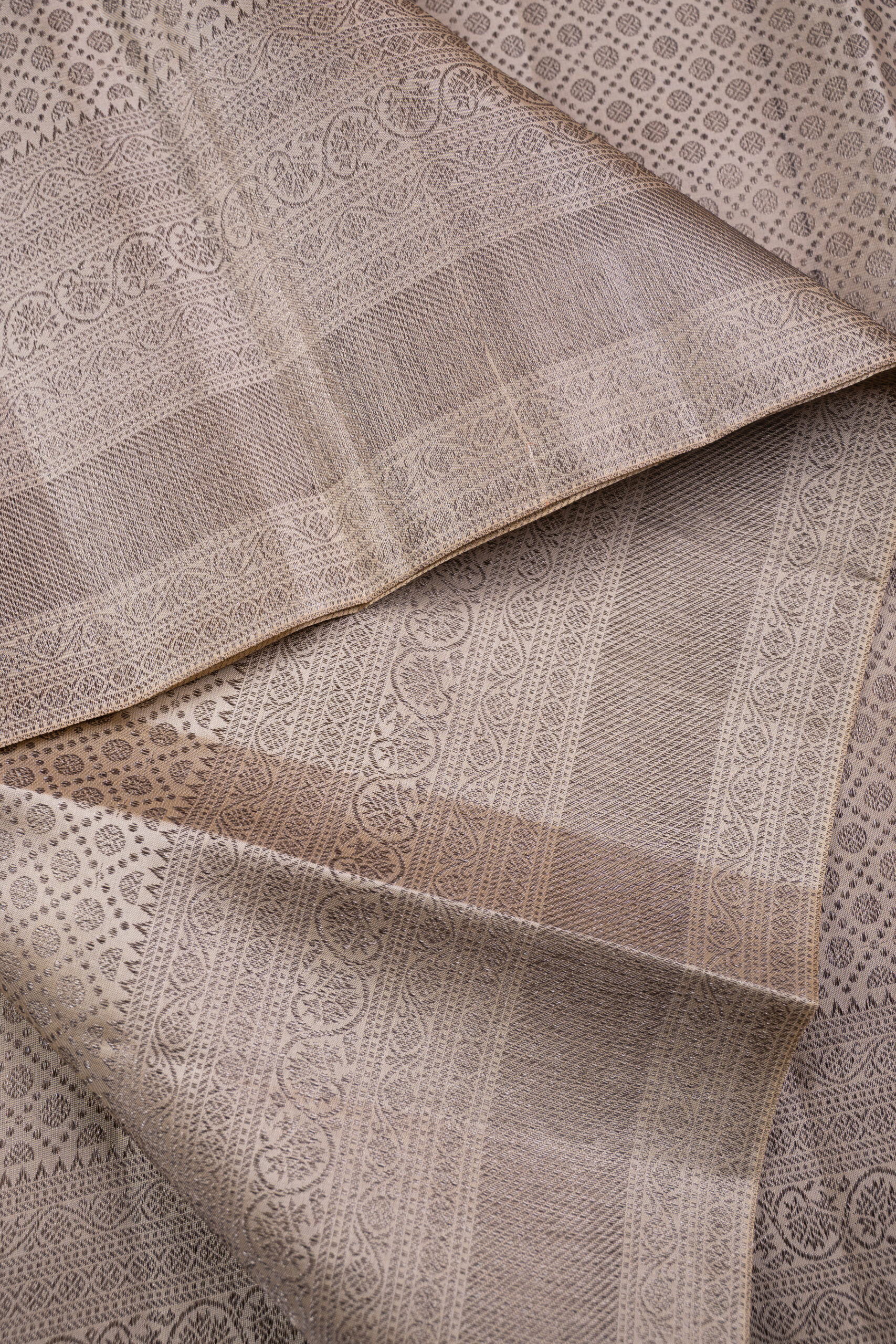 Veyil Nizhal - Image 2