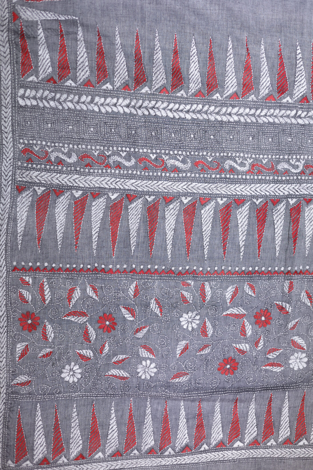 Aadivarna - Image 3
